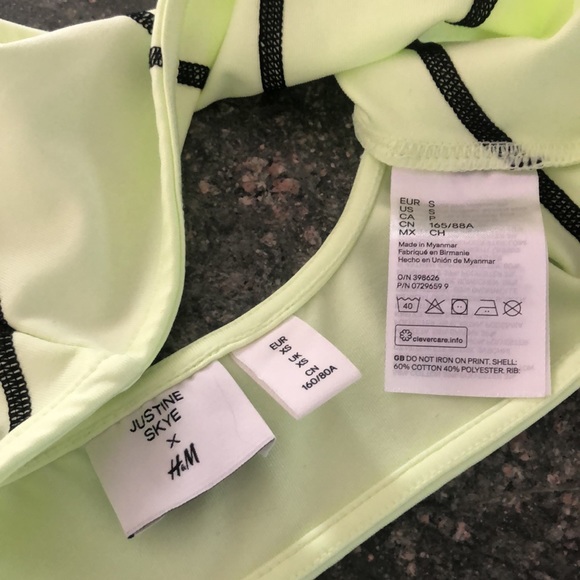 Justin Skye x H&M Cycling Shorts and  Sports Bra! - Picture 7 of 9